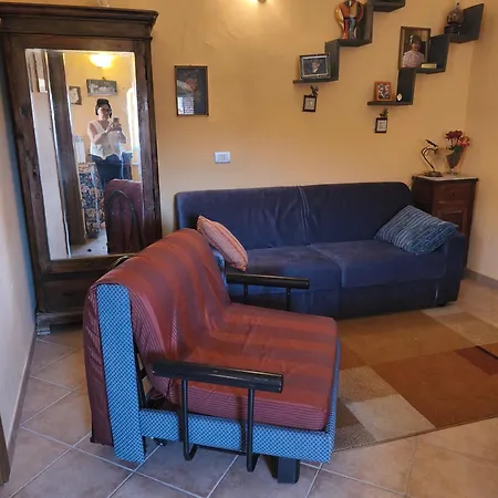 La Casa Arancione
